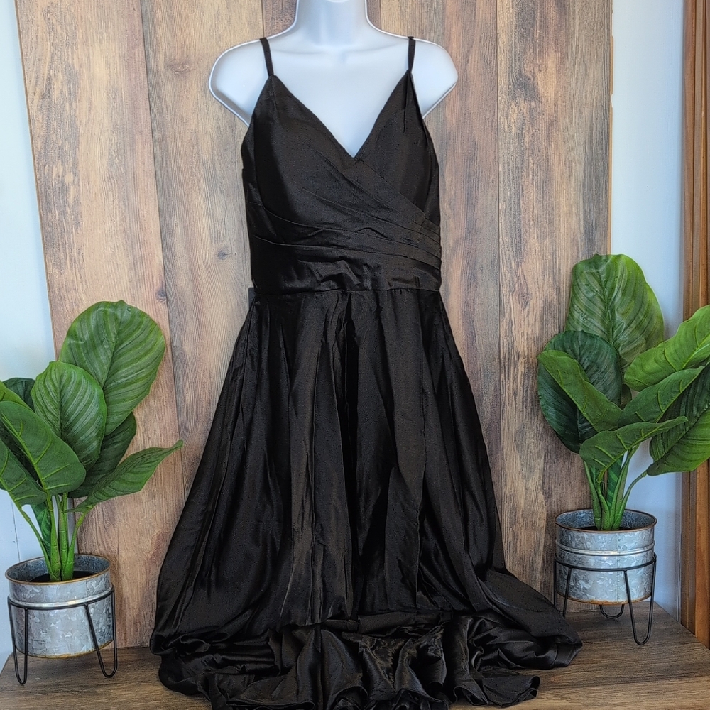LoyELoy Black Strapless Silky Maxi Sleeveless NWT Dress L      M679